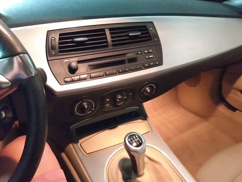 Gebraucht BMW Z4 Sport Line 150 PS (110 kW) 2007 Schwarz Cabrio