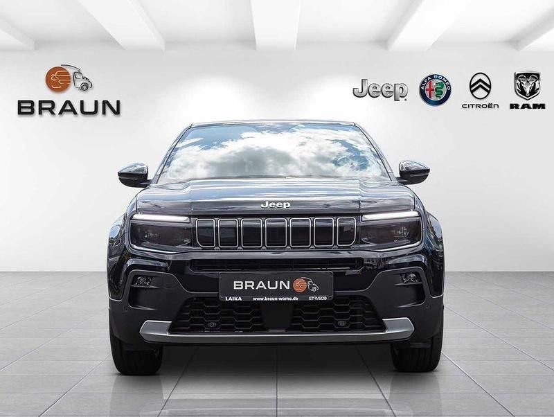 Neu Jeep Avenger EV Summit 114 kW (156 PS) 2026 Volcano black SUV