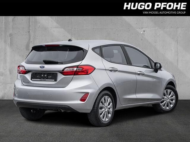 Gebraucht Ford Fiesta Cool & Connect 75 PS (55 kW) 2022 Moondust silver Kleinwagen