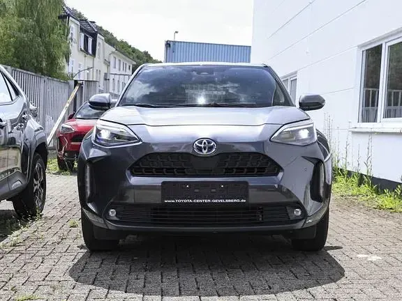 Gebraucht Toyota Yaris Connect Style 116 PS (85 kW) 2023 Marlingrau metallic Kleinwagen