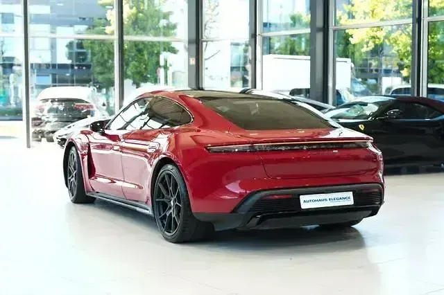 Gebraucht Porsche Taycan GTS Chrono 439 kW (598 PS) 2022 Karminrot Limousine