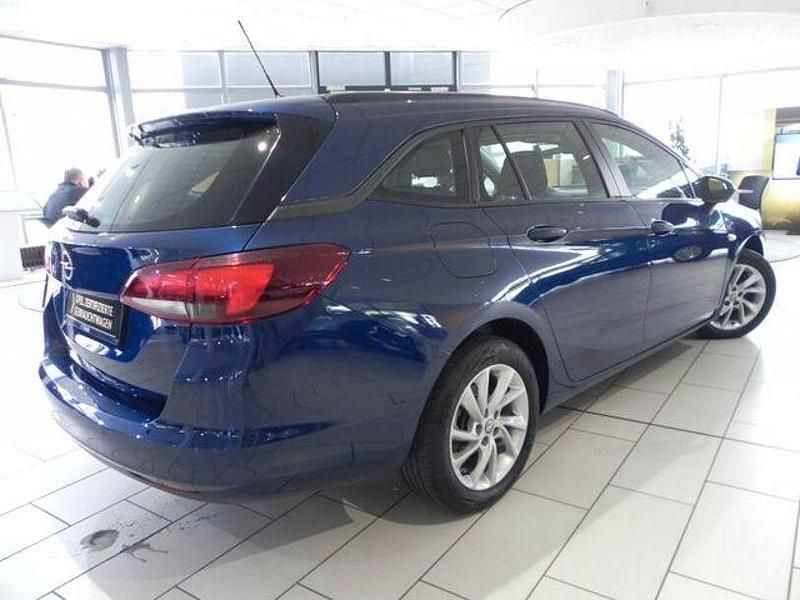 Gebraucht Opel Astra 146 PS (107 kW) 2020 Nautic blau Kombi