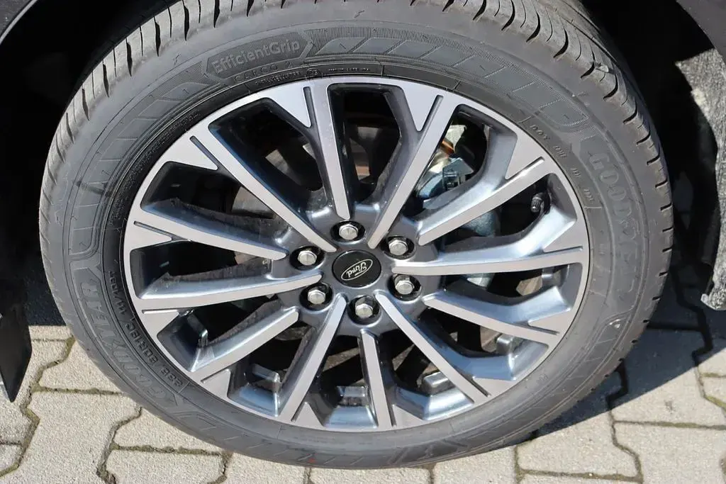 Neu Ford Tourneo Titanium X 170 PS (125 kW) 2026 Magnetic metallic Van / Kleinbus