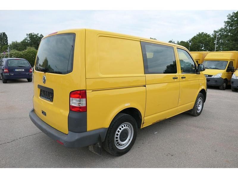 Usata VW Transporter 84 CV (61 kW) 2011 Giallo Furgone