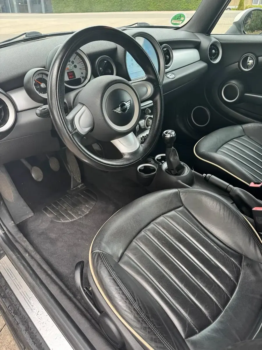 Gebraucht Mini Cooper Cabriolet 125 PS (91 kW) 2009 Weiß Cabrio