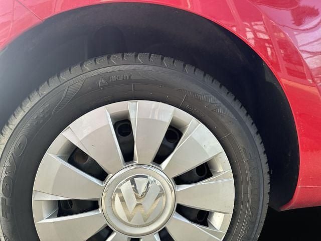 Używany VW up! Basis 65 KM (47 kW) 2021 Czerwony Hatchback