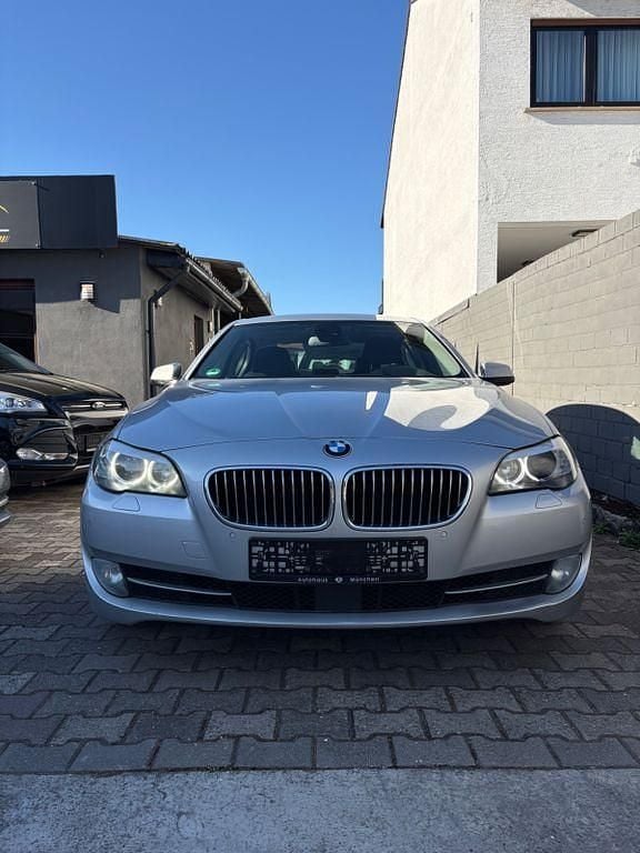 Gebraucht BMW 535 313 PS (230 kW) 2012 Silber Limousine