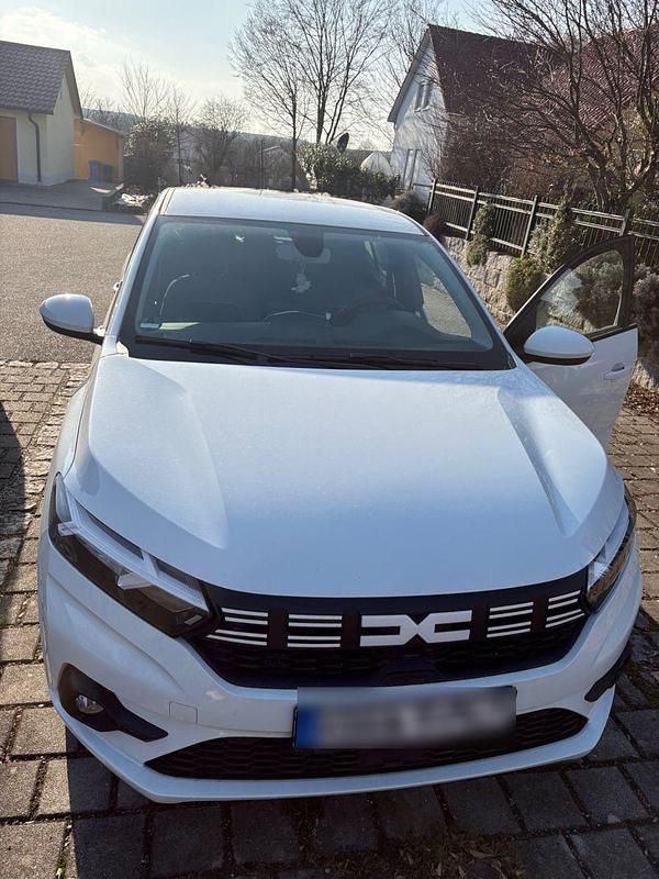 Gebraucht Dacia Sandero Expression 91 PS (66 kW) 2023 Weiß Kleinwagen