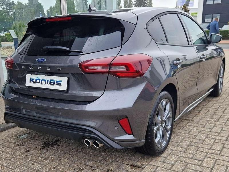 Neu Ford Focus ST-Line 125 PS (91 kW) 2025 Magneticgrau Kleinwagen