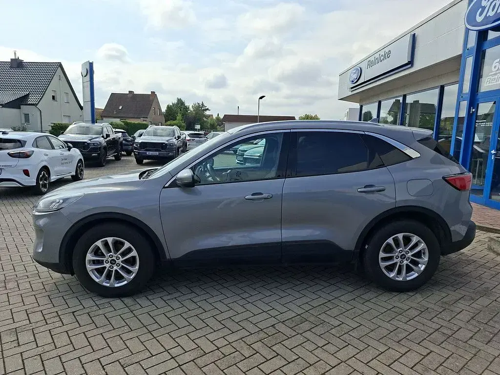 Gebraucht Ford Kuga Titanium 120 PS (88 kW) 2022 Silber SUV