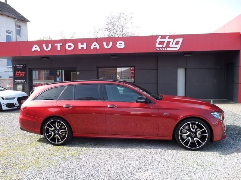 Rot Gebraucht 2019 Mercedes E53 AMG AMG Kombi | 34.990 € (Fairer Preis) - Bild 1/4