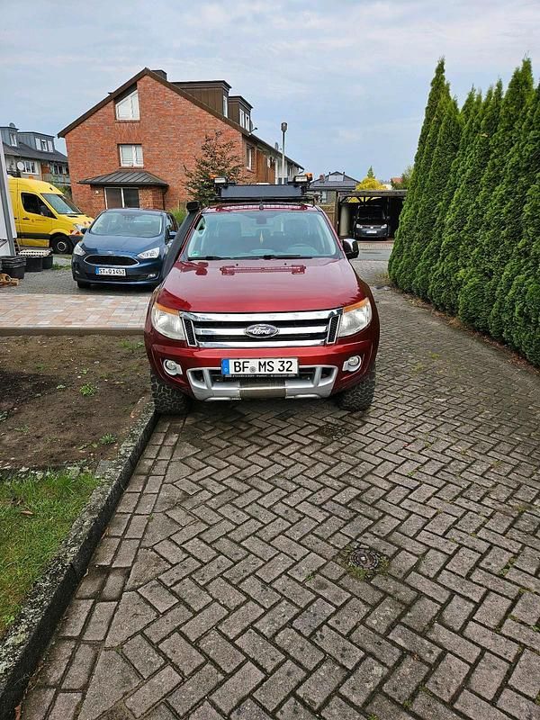 Rot Gebraucht 2012 Ford Ranger Limited Abholung | 12.500 € (Guter Preis) - Bild 1/4