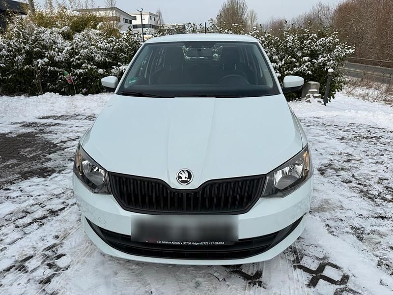 Gebraucht Skoda Fabia 2016 Weiß Kleinwagen
