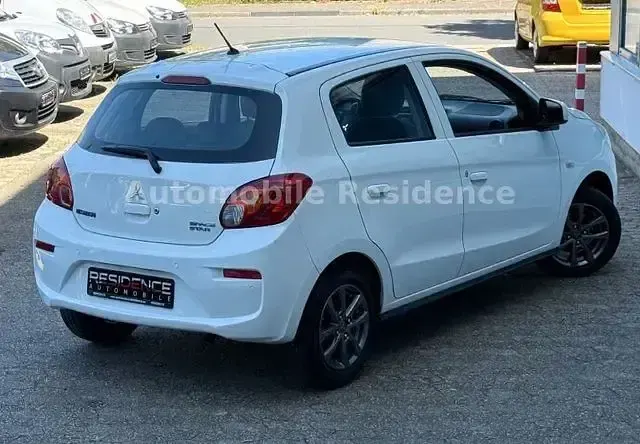 Gebraucht Mitsubishi Space Star Basis 71 PS (52 kW) 2019 Weiß Kleinwagen