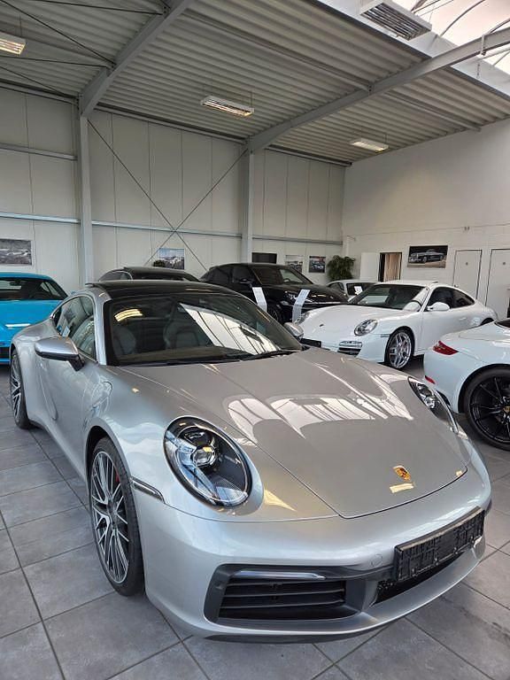 Gebraucht Porsche 992 450 PS (330 kW) 2022 Gtsilbermetallic Coupé