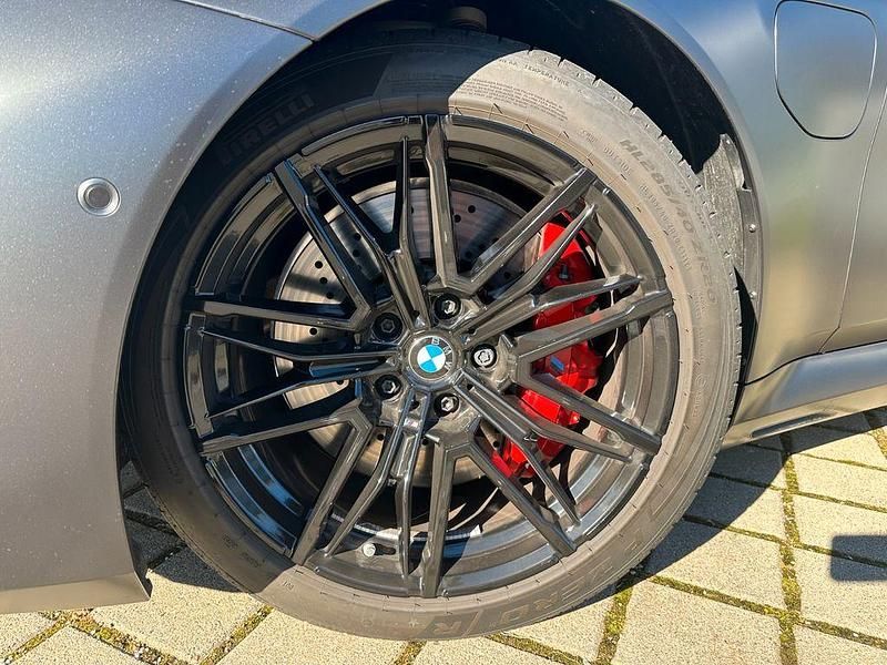 Gebraucht BMW M5 Performance 727 PS (534 kW) 2025 Frozen deep grey metallic Kombi