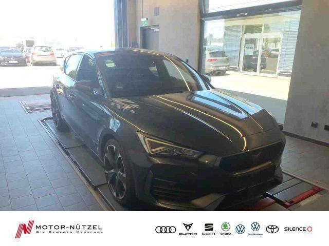 Grau Gebraucht 2022 Cupra Leon VZ Limousine | 26.330 € (Fairer Preis) - Bild 1/4