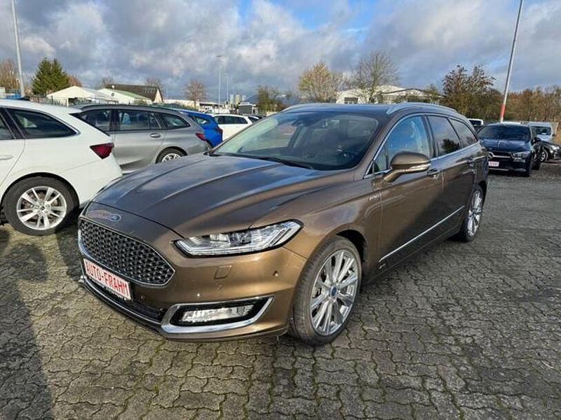 Braun Gebraucht 2018 Ford Mondeo Vignale Limousine | 17.990 € (Etwas zu teuer) - Bild 1/4