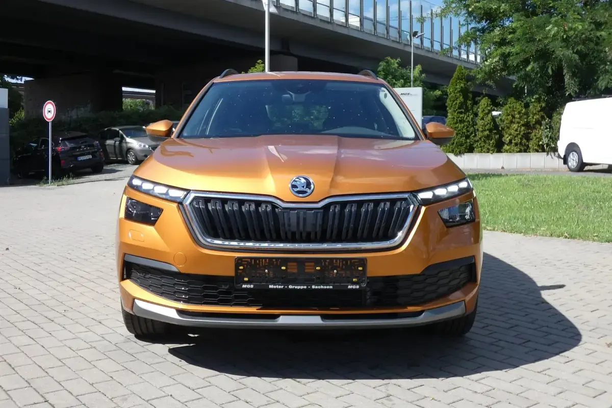 Gebraucht Skoda Kamiq Tour 116 PS (85 kW) 2023 Phoenixorange metallic SUV