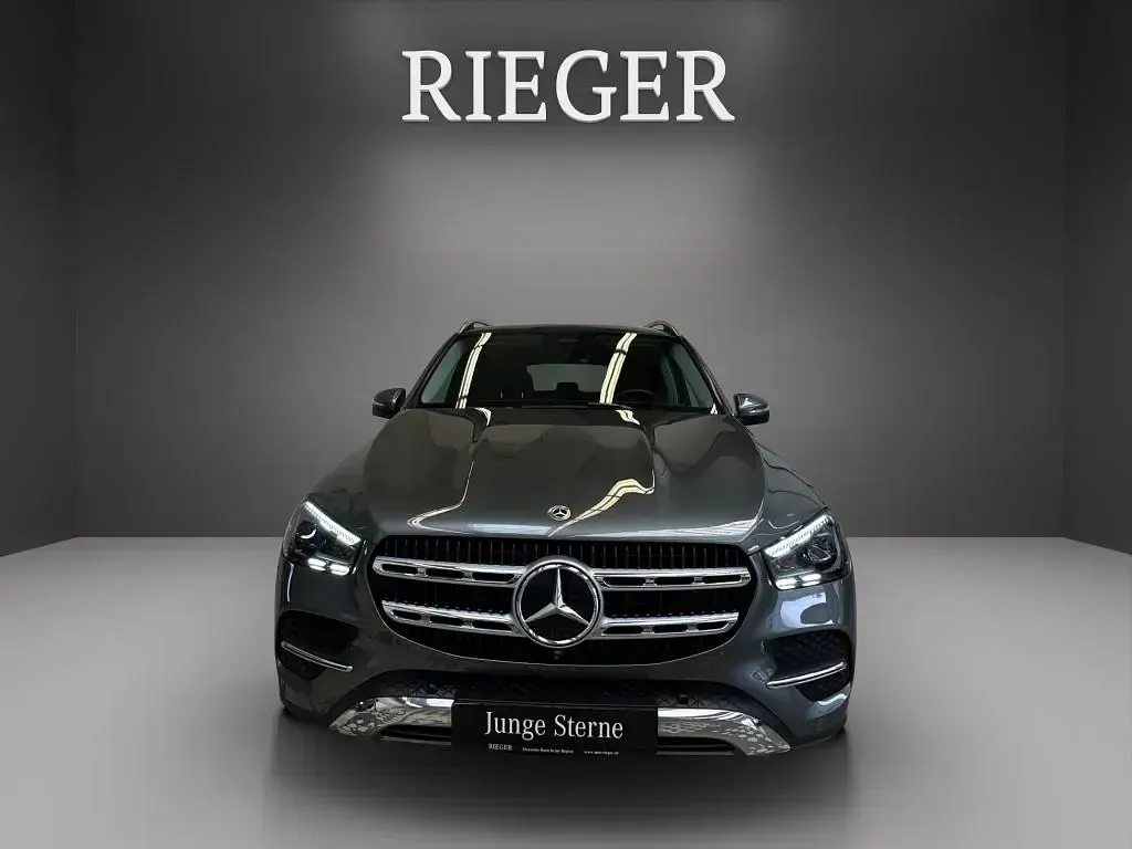 Gebraucht Mercedes GLE450 AMG 367 PS (269 kW) 2025 Grau SUV