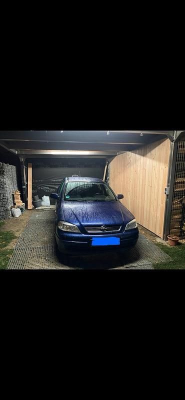 Blau Gebraucht 2003 Opel Astra Kleinwagen | 1.000 € (Guter Preis) - Bild 1/1