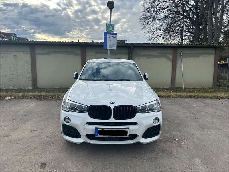 Weiß Gebraucht 2015 BMW X4 SUV | 25.000 € (Fairer Preis) - Bild 1/4