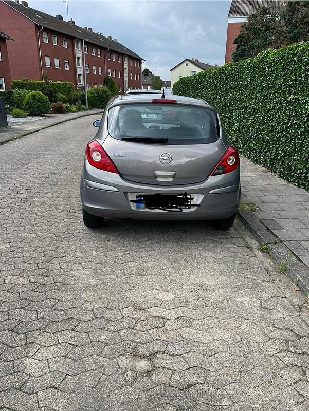 Gebraucht Opel Corsa 86 PS (63 kW) 2012 Grau Kleinwagen
