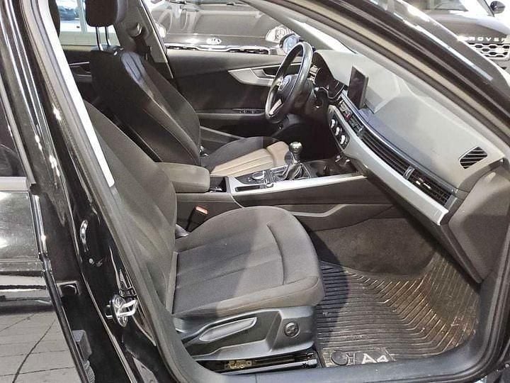 Gebraucht Audi A4 Business 150 PS (110 kW) 2018 Schwarz Kombi