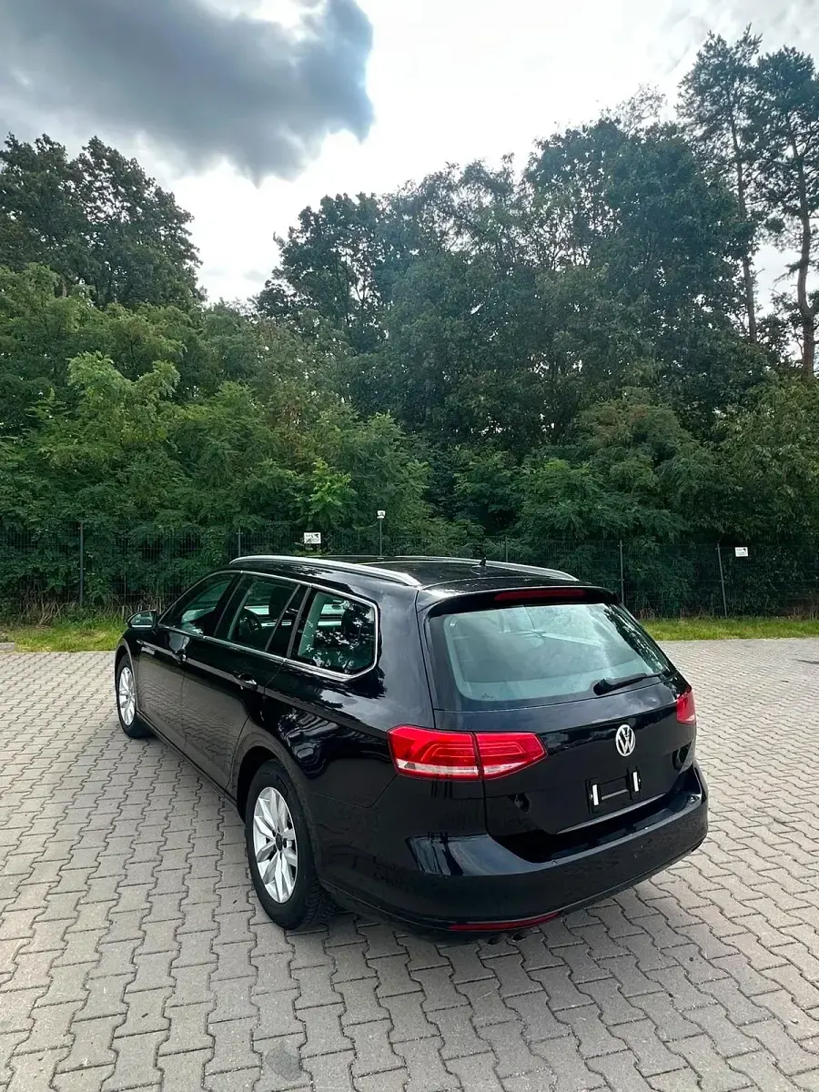 Gebraucht VW Passat Highline 190 PS (139 kW) 2015 Schwarz Kombi