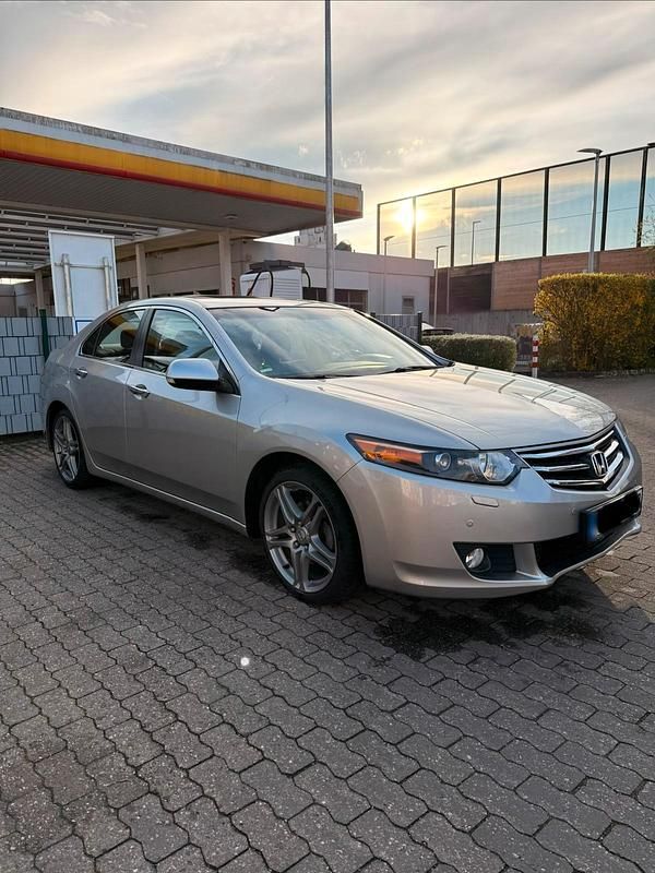 Gebraucht Honda Accord Executive 156 PS (114 kW) 2008 Silber Limousine