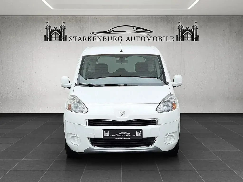 Gebraucht Peugeot Partner Tepee Allure 98 PS (72 kW) 2013 Weiß Van / Kleinbus