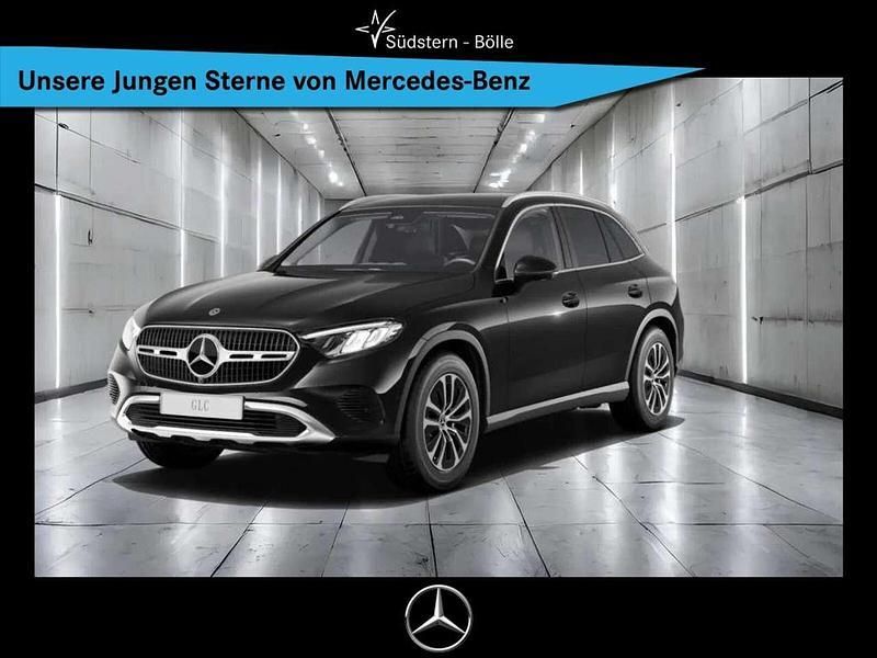 Schwarz Gebraucht 2024 Mercedes GLC220 Avantgarde SUV | 52.385 € - Bild 1/3