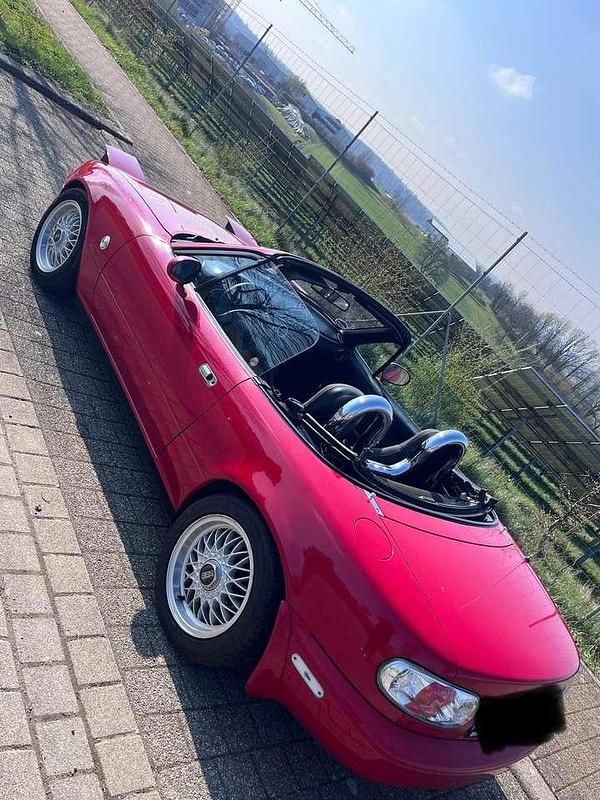 Gebraucht Mazda MX5 116 PS (85 kW) 1992 Rot Cabrio