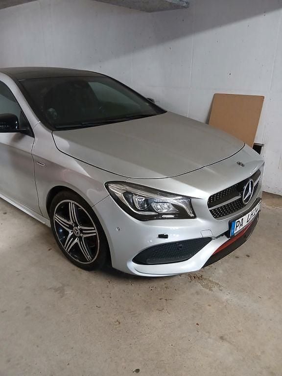 Gebraucht Mercedes CLA250 Shooting Brake AMG line 218 PS (160 kW) 2017 Silber Kombi