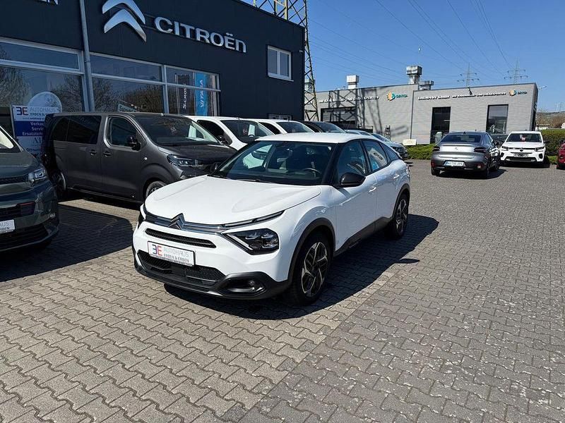 Gebraucht Citroën C4 Feel 131 PS (96 kW) 2021 Weiß Limousine