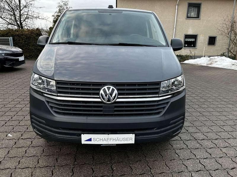 Gebraucht VW Transporter 110 PS (80 kW) 2022 Pure grey Van