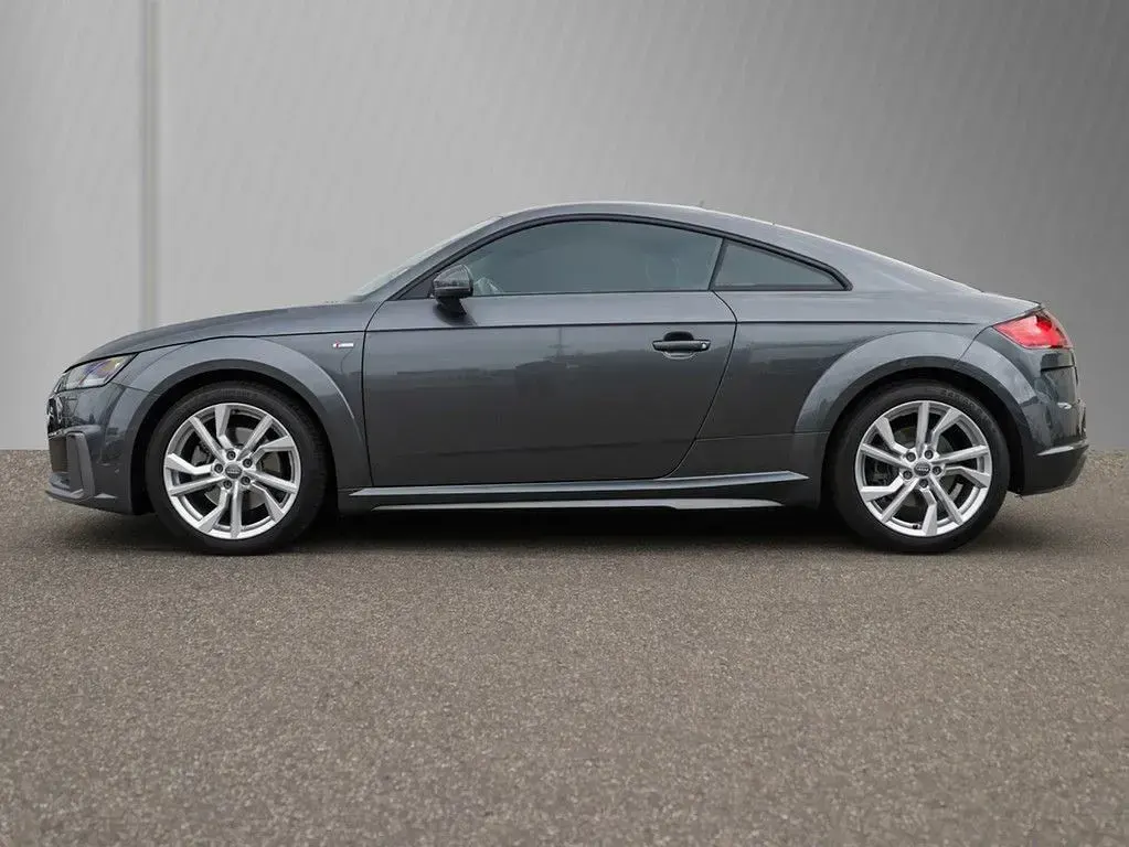 Gebraucht Audi TT Design 197 PS (144 kW) 2019 Daytonagrau perleffekt Coupé