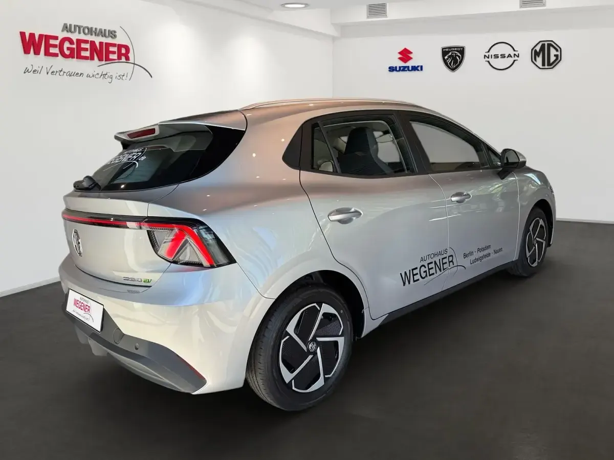 Gebraucht MG MG4 EV Comfort 117 kW (160 PS) 2024 Silber Kleinwagen