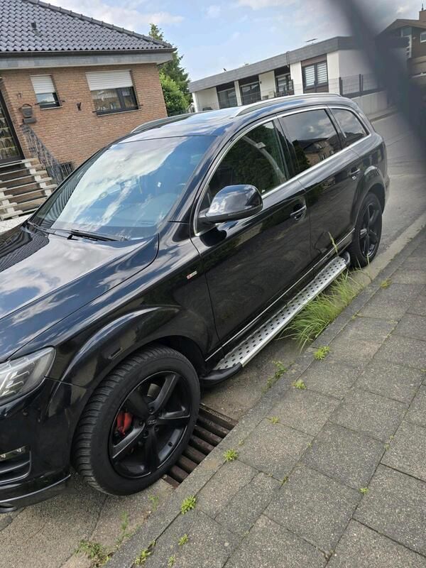 Schwarz Gebraucht 2013 Audi Q7 S-Line SUV | 24.000 € - Bild 1/4