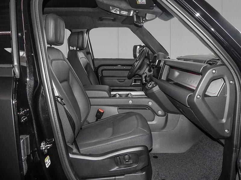Gebraucht Land Rover Defender HSE Dynamic 431 PS (317 kW) 2025 Schwarz SUV