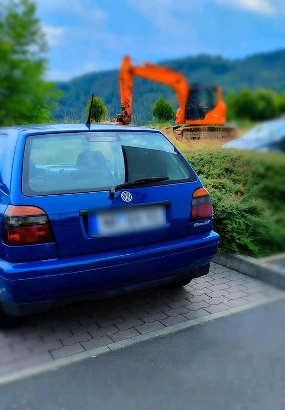 Gebraucht VW Golf III 90 PS (66 kW) 1994 Blau Kleinwagen