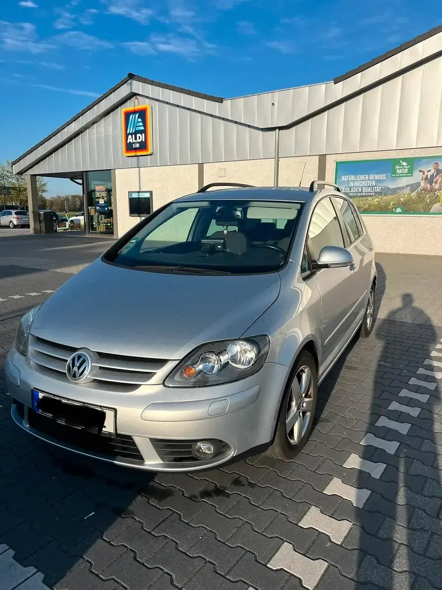 Gebraucht VW Golf V 122 PS (89 kW) 2008 Silber Kleinwagen
