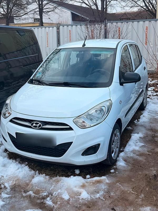 Gebraucht Hyundai i10 2011 Weiß Kleinwagen