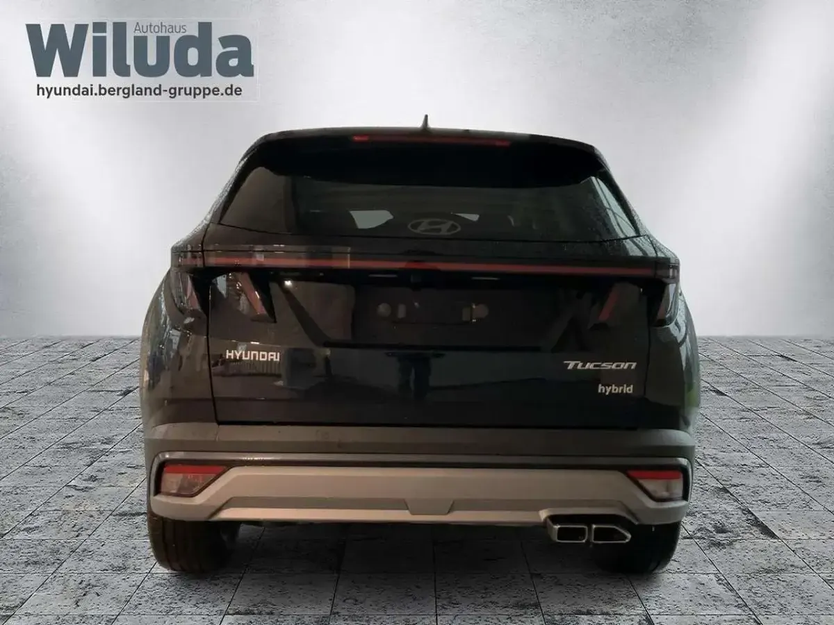 Neu Hyundai Tucson Trend 215 PS (158 kW) 2025 Abyss black schwarz SUV