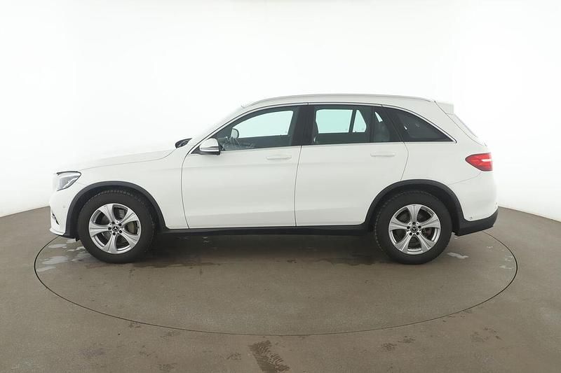 Gebraucht Mercedes GLC250 AMG line 211 PS (155 kW) 2018 Weiß SUV