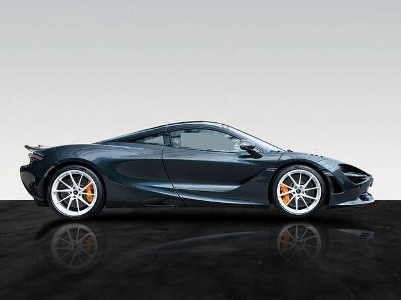 Gebraucht McLaren 750S 751 PS (552 kW) 2024 Grau Coupé