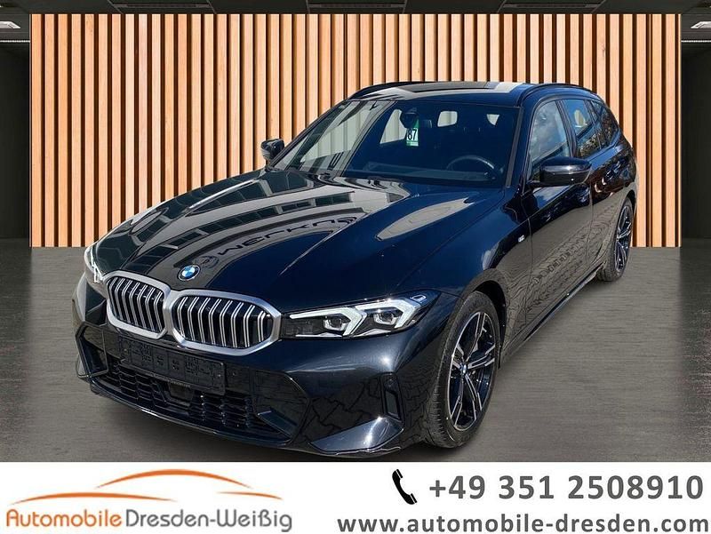 Schwarz schwarz (metallic) Gebraucht 2024 BMW 330 Shadowline Kombi | 38.870 € - Bild 1/3