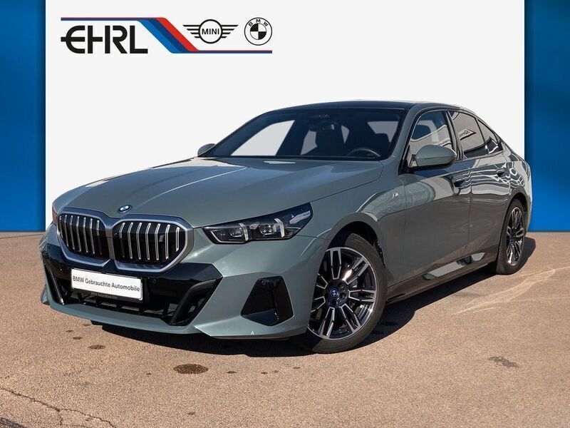 Cape york gruen Gebraucht 2024 BMW i5 Sport Line Limousine | 61.477 € (Fairer Preis) - Bild 1/4