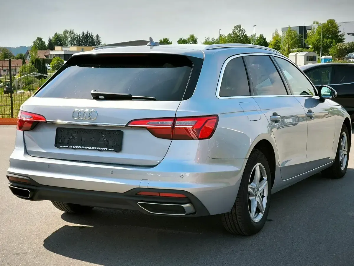 Gebraucht Audi A4 Ambiente 136 PS (100 kW) 2020 Silber Kombi