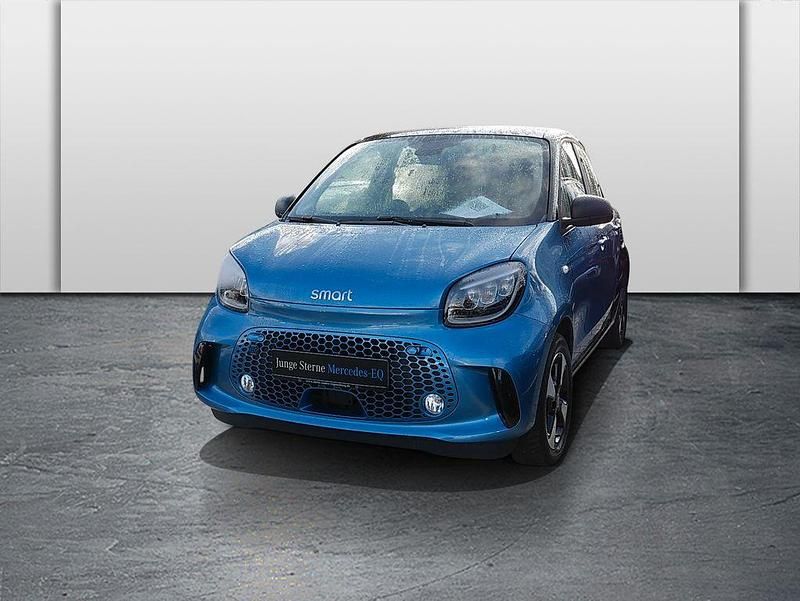 Blau Gebraucht 2021 Smart ForFour Electric Drive Exclusive Limousine | 11.980 € (Etwas zu teuer) - Bild 1/4